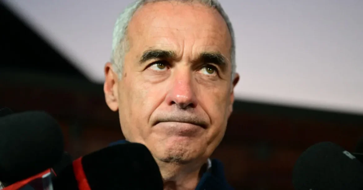 Călin Georgescu, oprit în trafic de DIICOT. Percheziții la domiciliul său