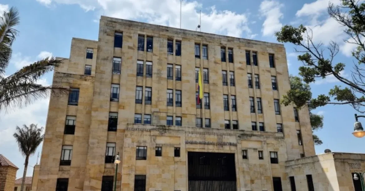 Congresul Columbiei aprobă bugetul pe 2027 pe fondul adâncirii presiunilor fiscale