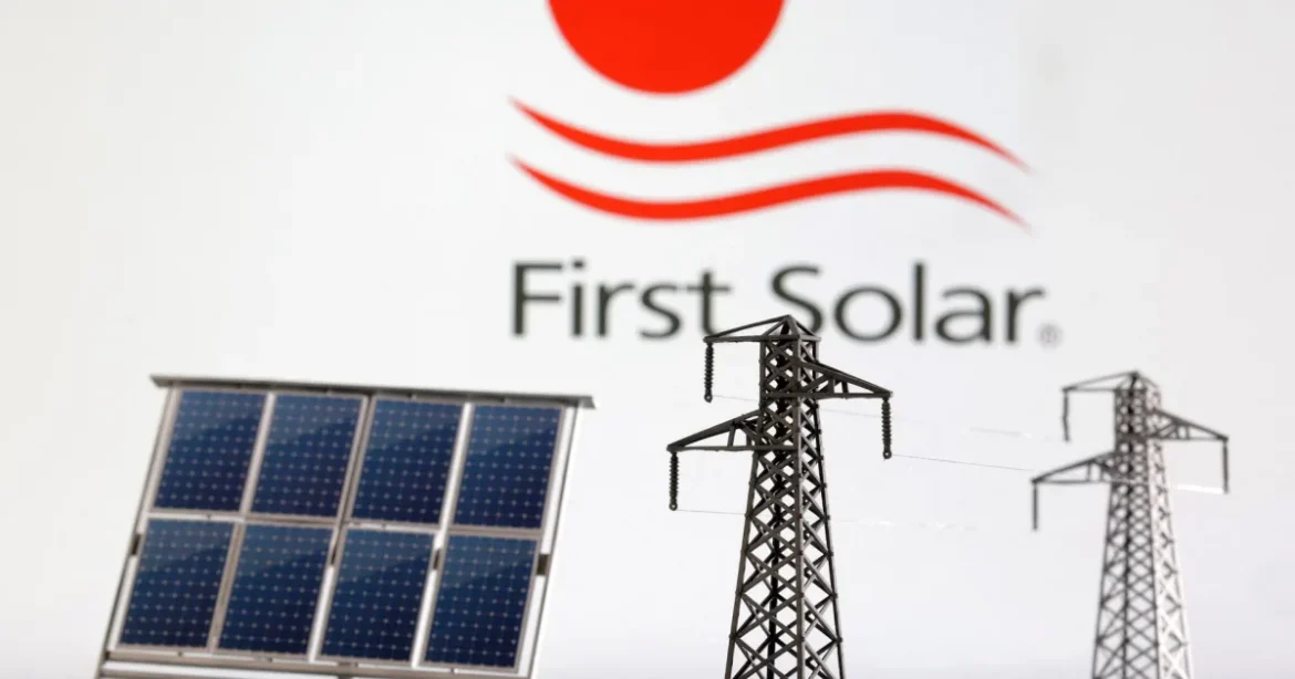 First Solar renunță la brevetul ITC și se concentrează pe procese cu rivalii