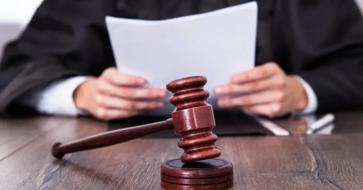 Fost manager al Spitalului Județean Botoșani, condamnat cu suspendare pentru mită