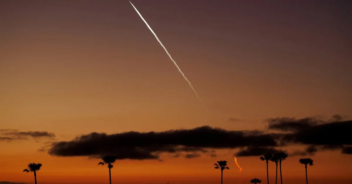 India își lansează satelitul de calcul orbital cu racheta SpaceX