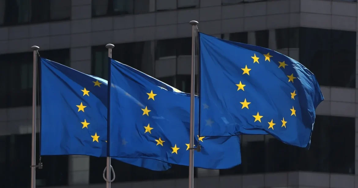 Legiuitorii UE vor să elimine frâna de urgență a taxei la frontieră pentru carbon