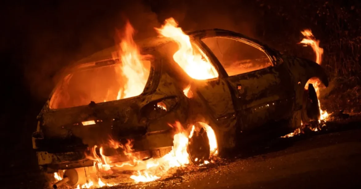 Preot din Bihor, acuzat că și-a incendiat mașina ca să pară persecutat