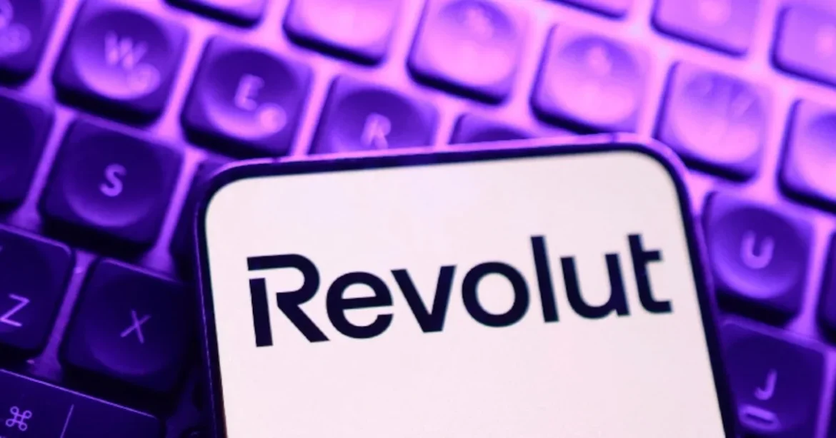 Revolut confirmă scurgerea de date sensibile ale clienților