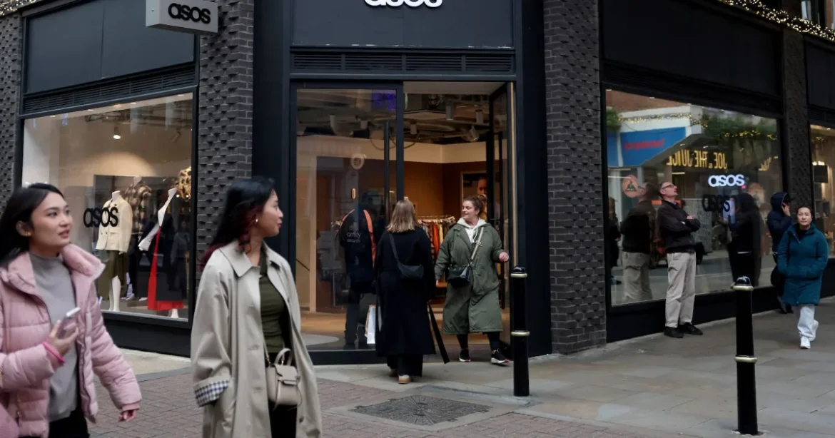 Acțiunile ASOS scad după raportări privind un atac informatic