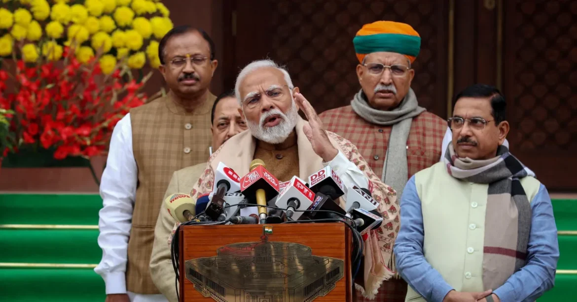 Ambani și Adani, printre editorii indieni ce contestă legea privată a lui Modi