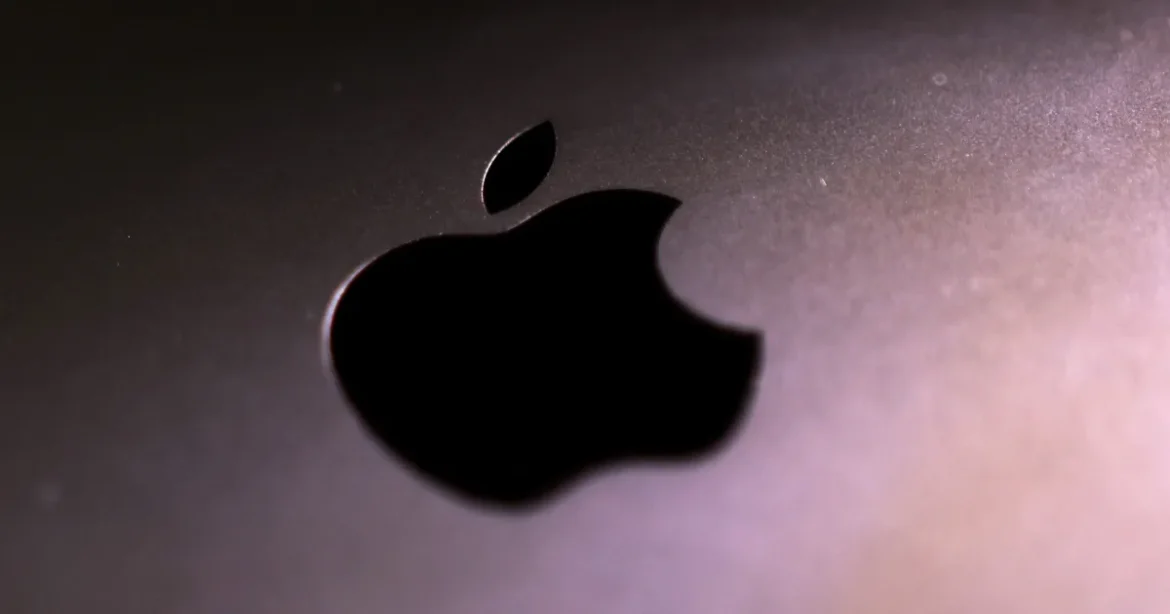 Apple lansează MacBook Pro M6 și iMac, promițând AI local mai rapid