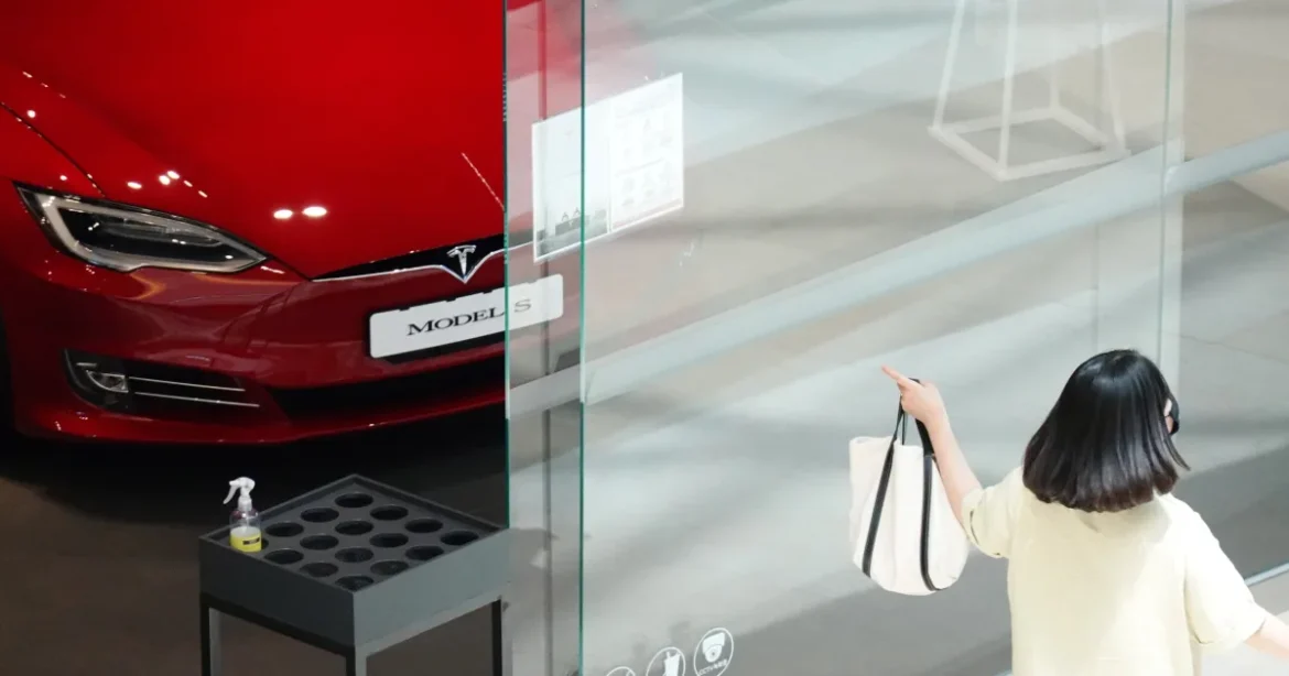 Instanța din Seul respinge procesul proprietarilor Tesla privind rambursarea FSD