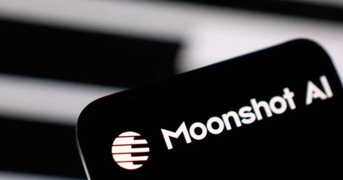 Moonshot limitează hackingul în noul Kimi, din cauza temerilor de atacuri AI